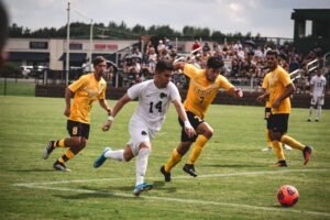 NCAA vs NAIA vs NJCAA: Which One Is Right for You?